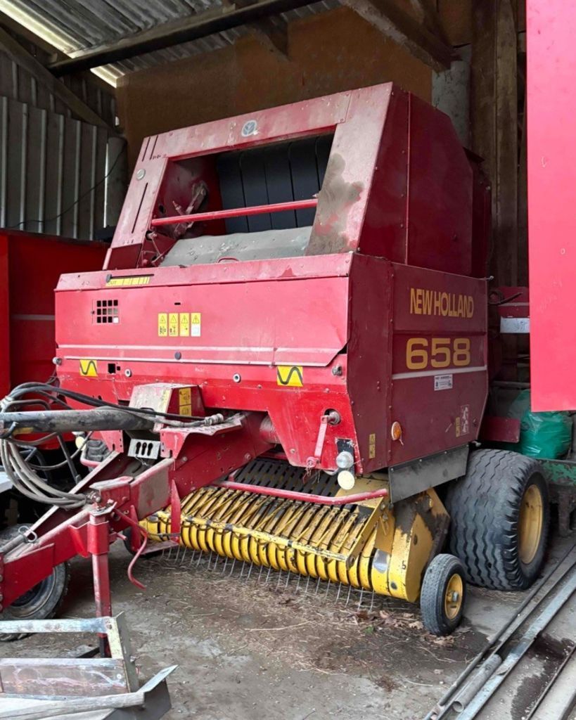 New Holland 658 Ballenpresse 5.300 €