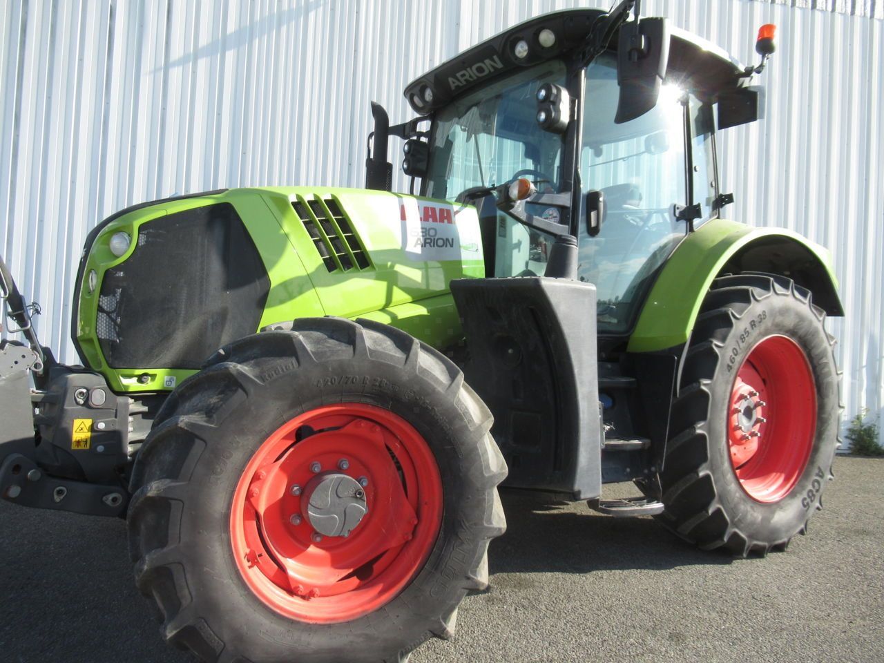 E-FARM: Claas Arion 630 CIS - Tracteur - id 7BFWAJT - 75 800 € - Année: 2019 - Lecture du nombre d'heure: 2 055,Puissance du moteur (chevaux): 165,France