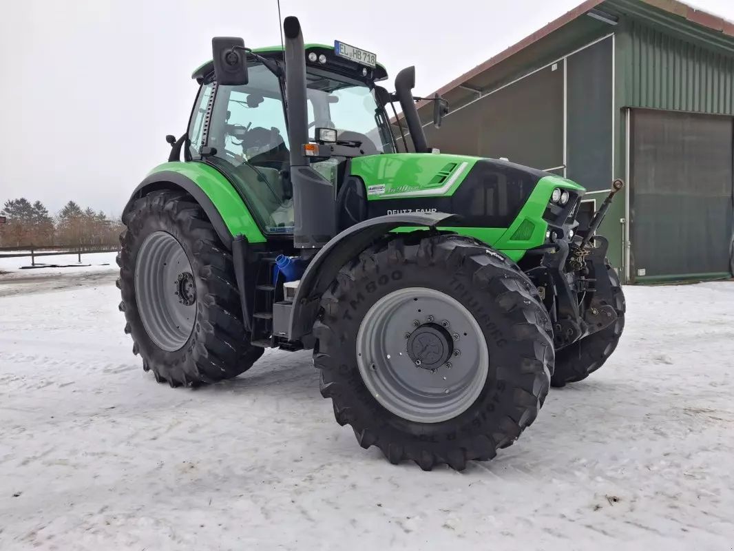 Deutz-Fahr 6210 CShift Agrotron Tractor €54,622