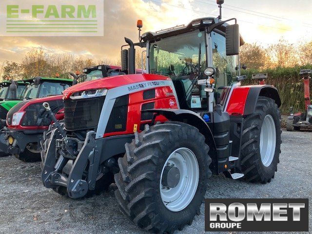 Massey Ferguson 8s-205 dep ex Tractor €110,000