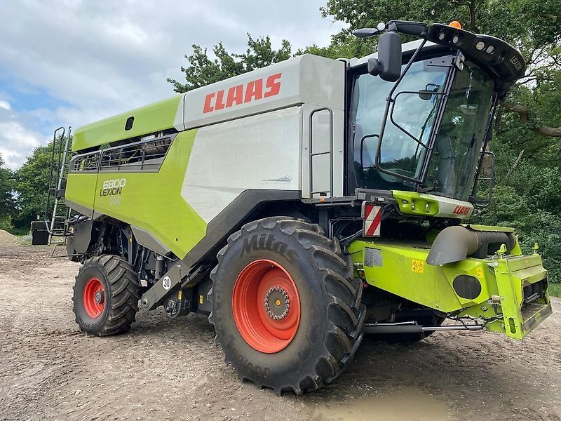 E-FARM: Claas Lexion 6800 - Mejetærsker - id NY12IZC - 253.000 € - Produktionsår: 2021 - Motortimer: 850,Motoreffekt (HP): 462,Tyskland