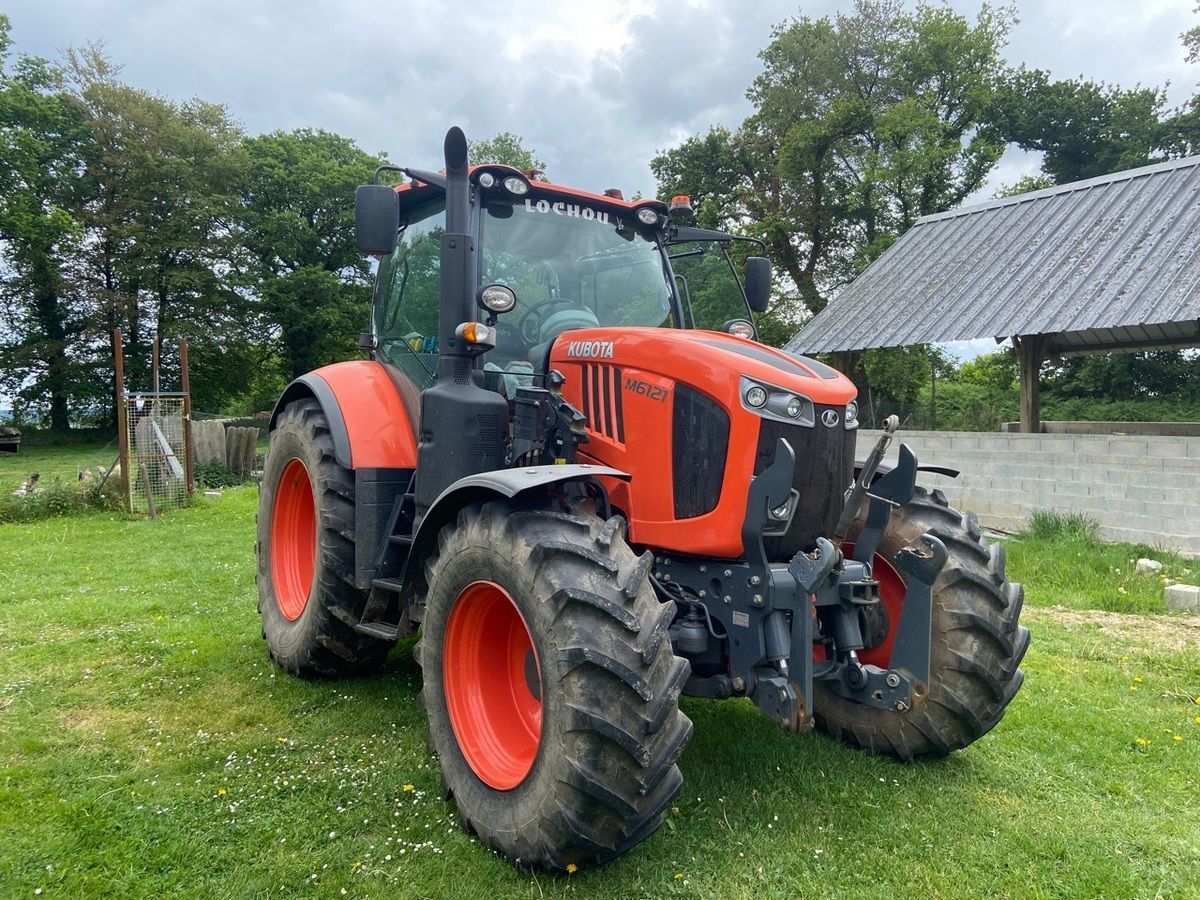 Kubota M6121 Tracteur 52 000 €