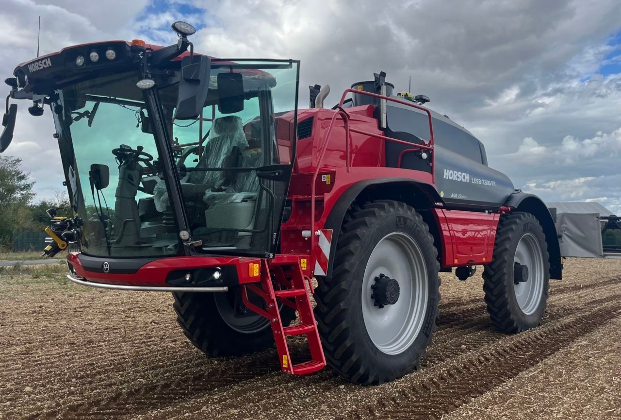 HORSCH leeb pt 7.300 Sprayer €350,000