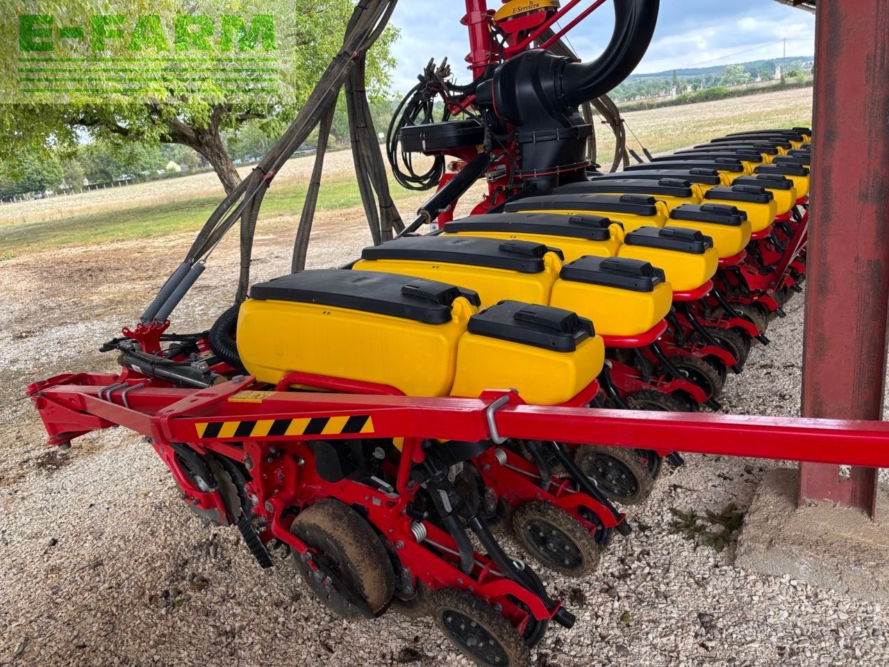 VÄDERSTAD tempo tpv 12 Maszyna do siewu punktowego 86 000 €