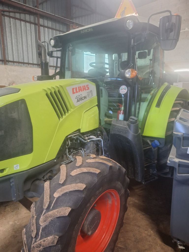 E-FARM: Claas Arion 420 - Trattore - id 2X1WUA3 - Anno di costruzione: 2018 - Ore: 5.300,Potenza del motore: 100,Francia