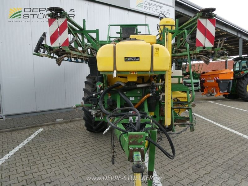 John Deere 624 sprayers €8,900