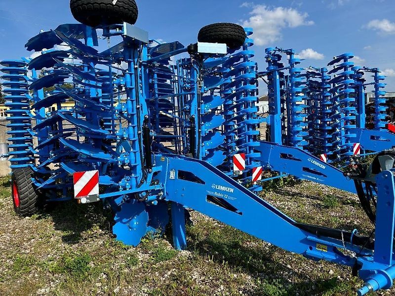 Lemken Rubin 12/600 KUA Brona talerzowa i talerzówka kompaktowa 60 300 €