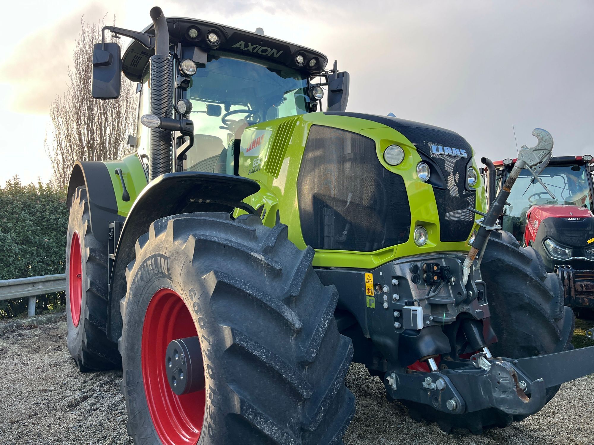 Claas Axion 830 CMATIC Трактор 150 000 €