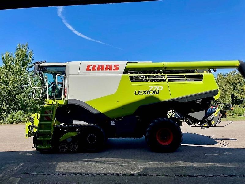 Claas Lexion 770 Terra Trac Combine harvester €220,131