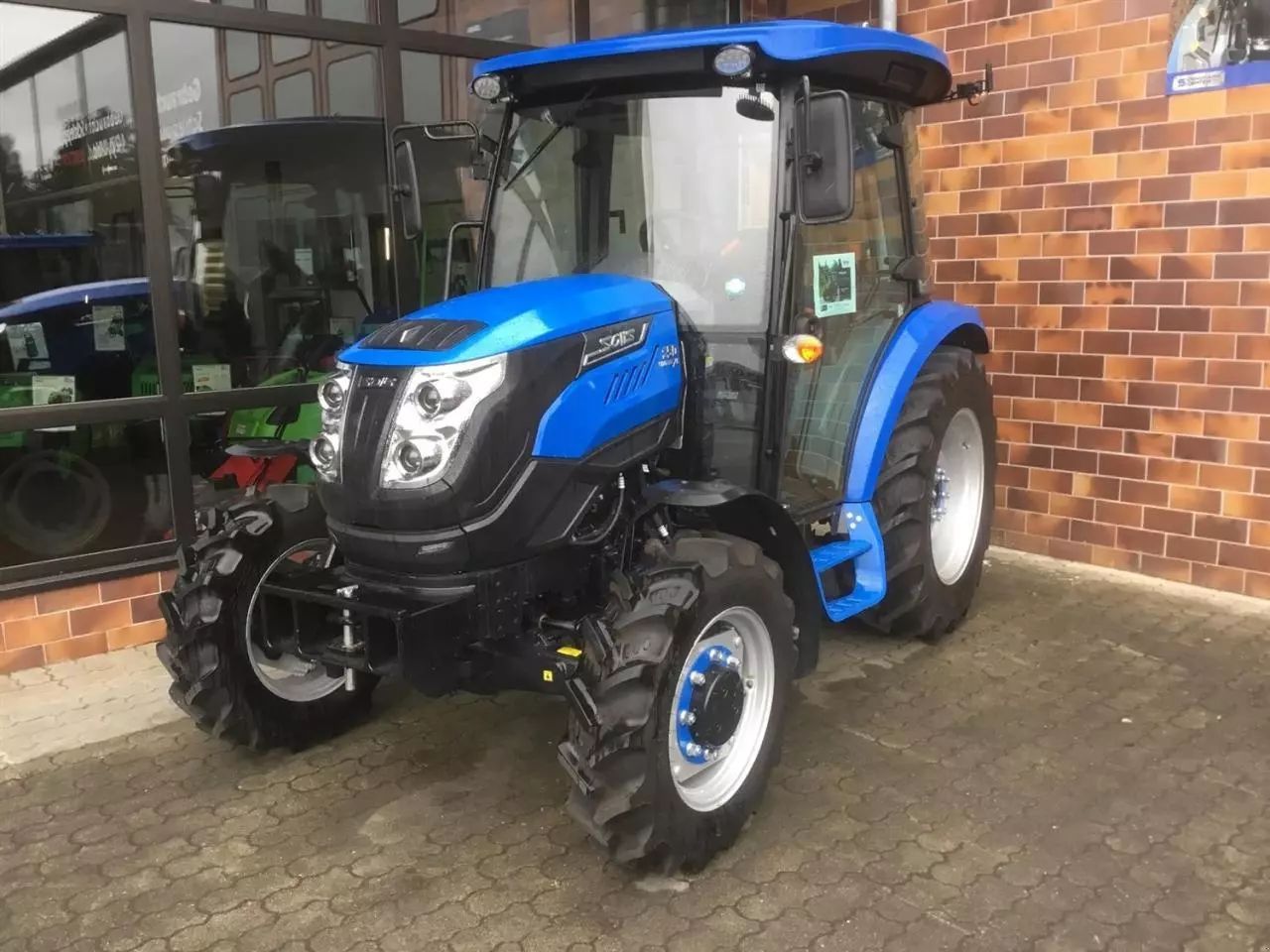 E-FARM: Solis 50 - Tractor - id LAWTR35 - €23,950 - Year of construction: 2022 - Engine power (HP): 50,Germany