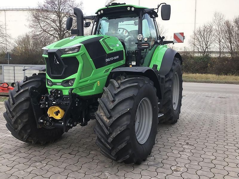 E-FARM: Deutz-Fahr 8280 Agrotron TTV - Tractor - id E5D5BCY - €117,647 - Year of construction: 2021 - Engine hours: 3,520,Engine power (HP): 287,Germany
