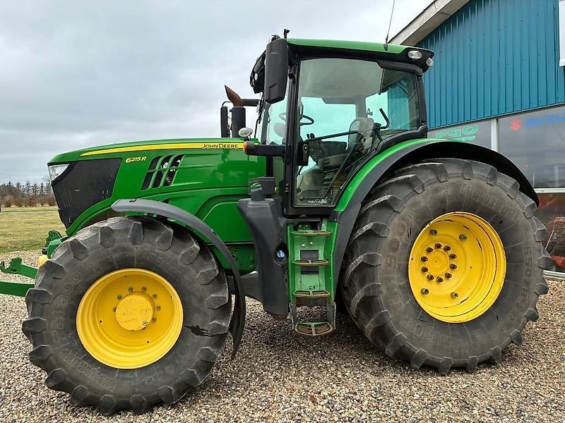 John Deere 6215 R Tractor €70,290
