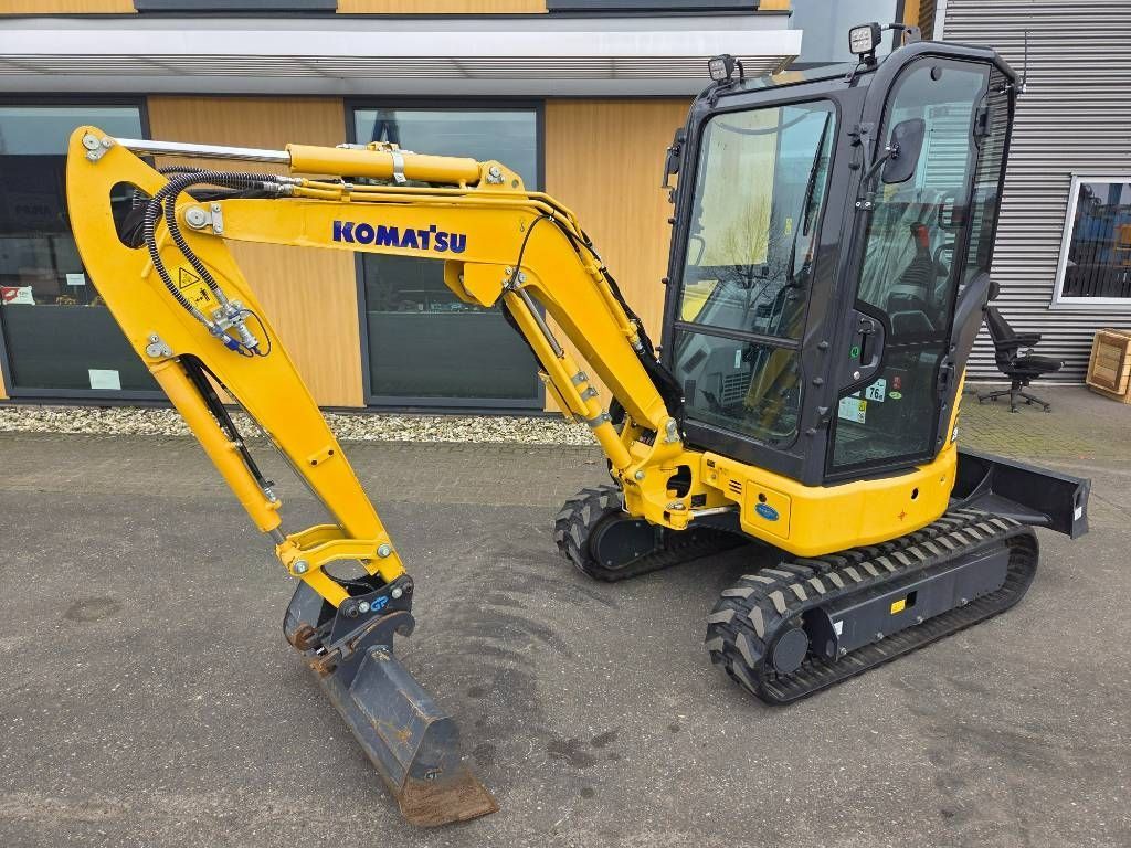 KOMATSU pc 26 mr-5 Mini escavatore 37.800 €