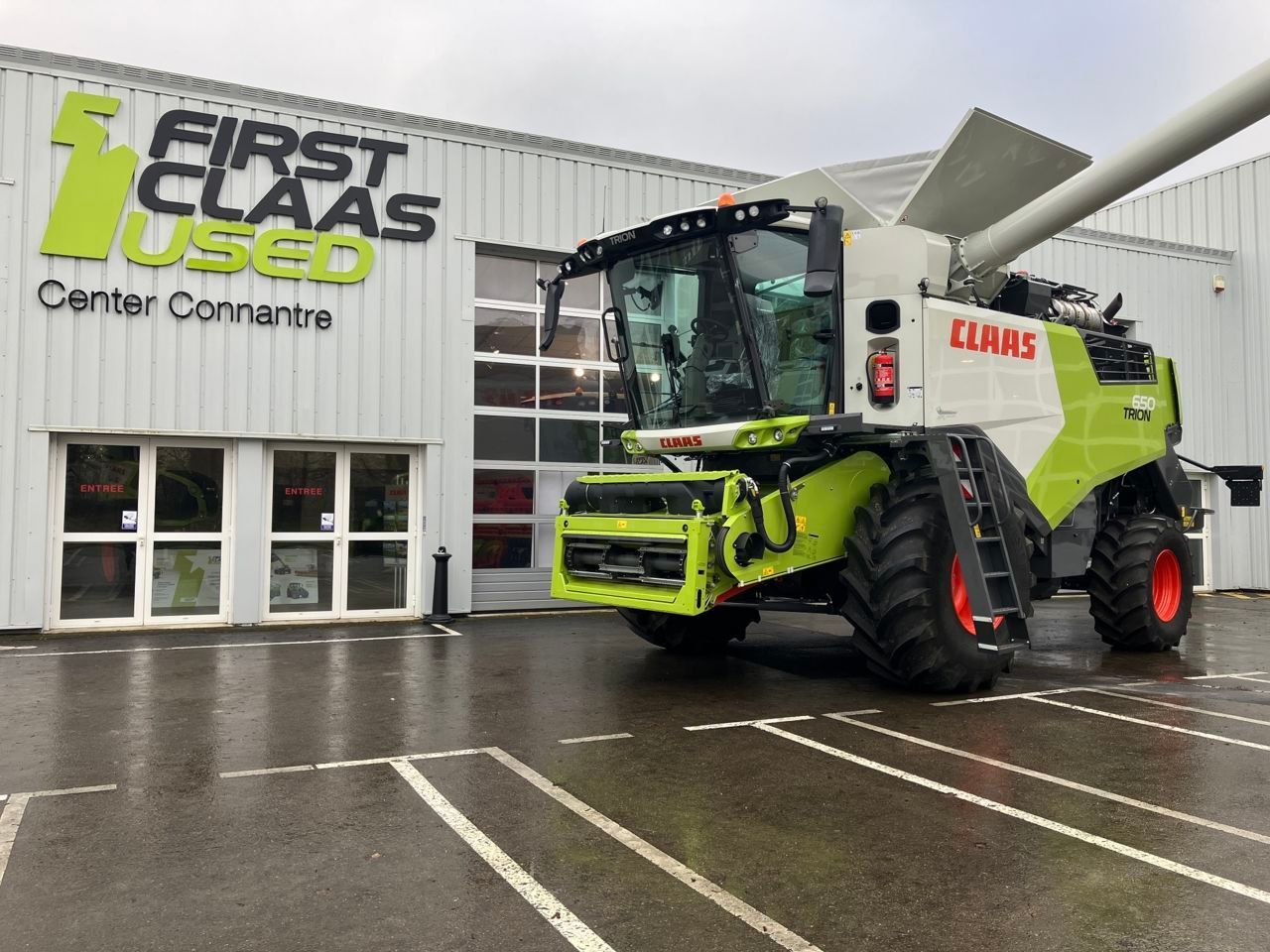 E-FARM: Claas Trion 650 - Kombajn zbożowy - id JSII5J4 - Rok produkcji: 2023 - Motogodziny: 86,Moc silnika: 354,Francja