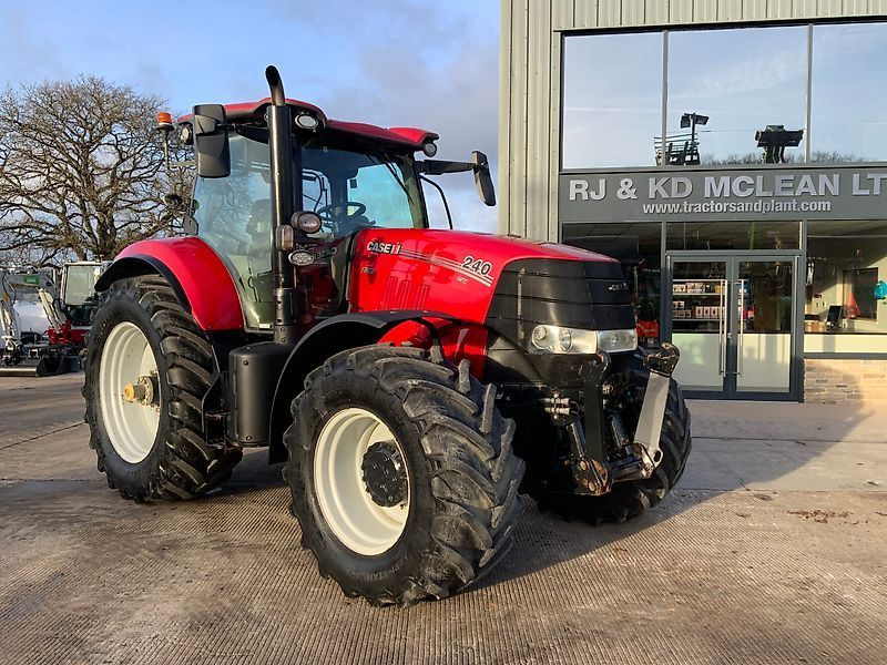 Case IH Puma 240 CVX Трактор 63 175 €