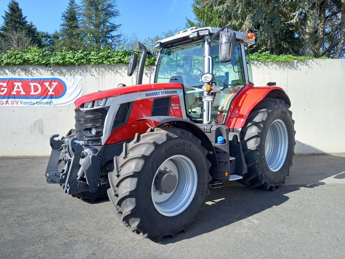 E-FARM: Massey Ferguson 6S.180 Exclusive - Traktor - id IETWWWG - 129.167 € - Baujahr: 2023 - Abgelesene Motorstunden: 650,Motorleistung (PS): 200,Österreich