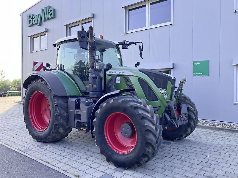 Fendt 724 Vario Profi Plus Tractor €93,000