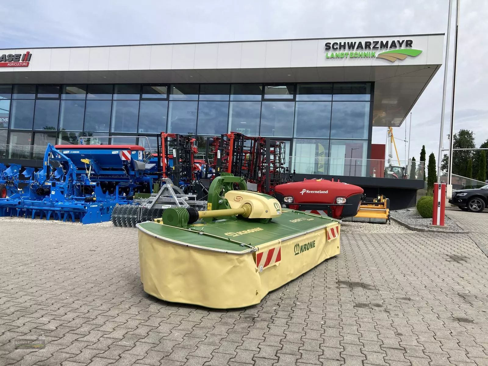 E-FARM: Krone EasyCut F 320 M - Mähwerk - id MYLIUJU - Baujahr: 2022 - Abgelesene Motorstunden: 4,Österreich