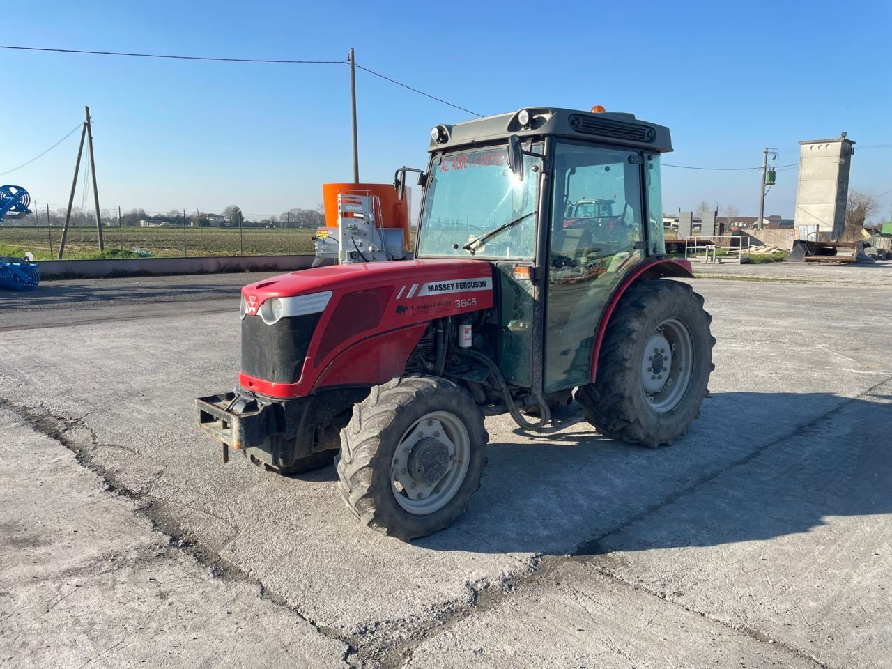 E-FARM: Massey Ferguson 3645 - Traktori - id ZINXUVJ - Godina proizvodnje: 2009 - Radni sati motora: 5.300,Snaga motora (KS): 95,Italija
