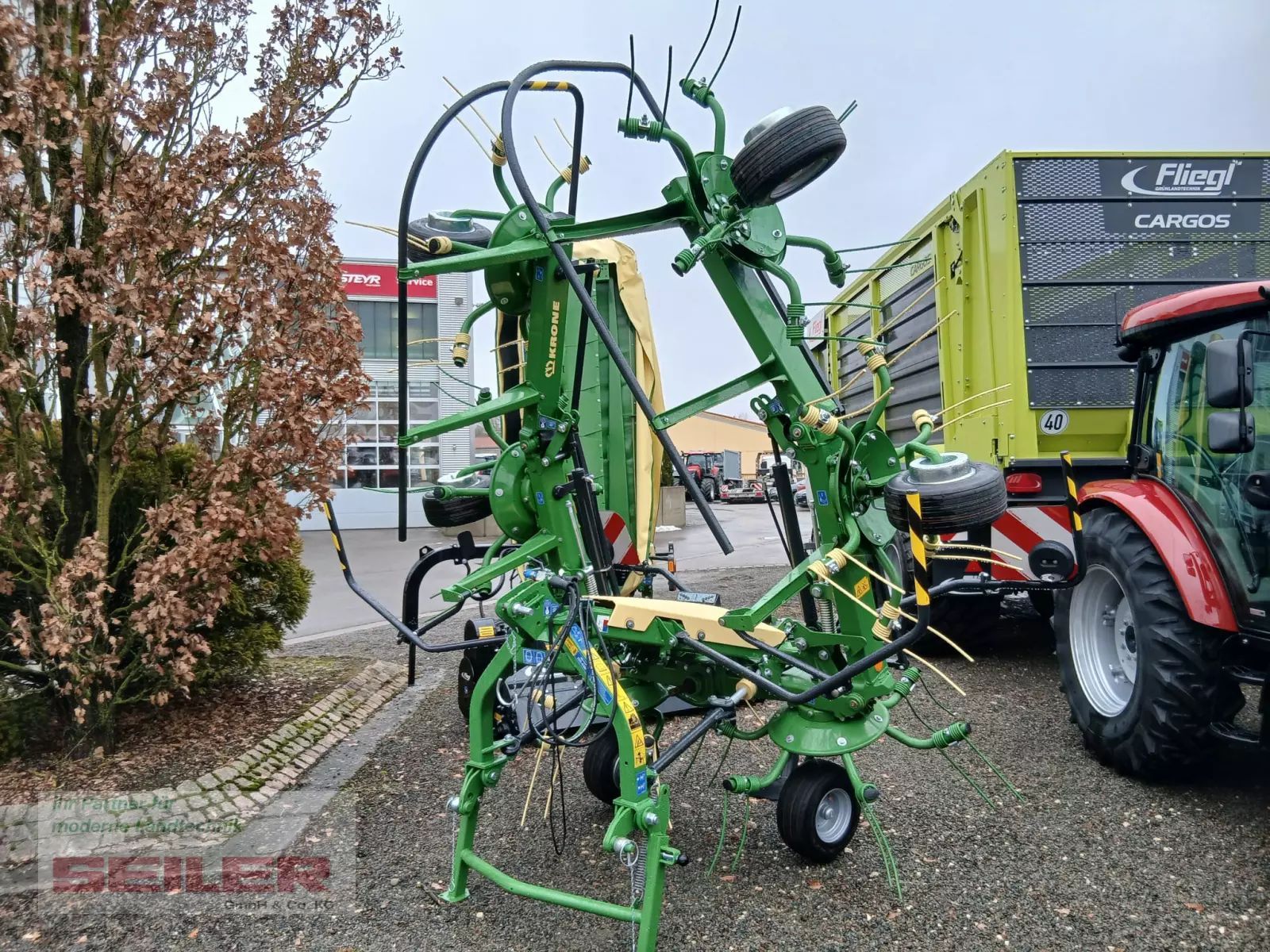 Krone Vendro 680 Tedder