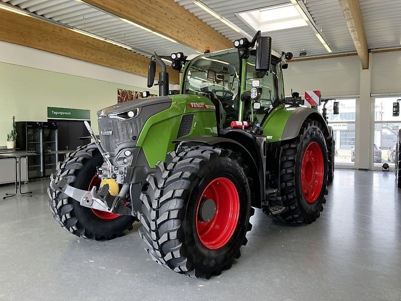 Fendt 728 Vario Profi Plus Traktor 233.500 €