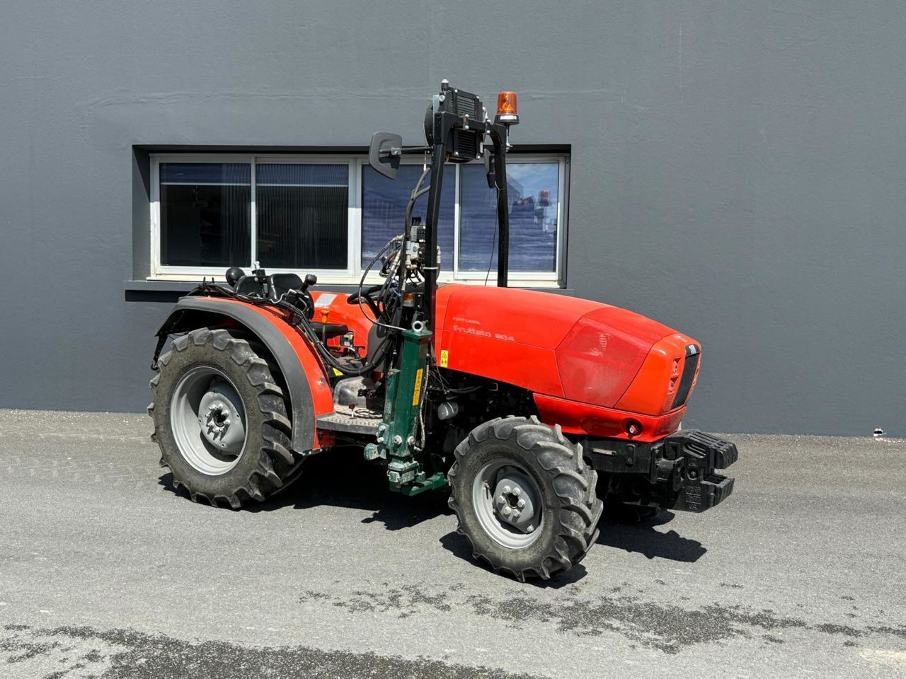 E-FARM: SAME Frutteto 80 - Traktor - id KSRAYK1 - 33.000 € - Baujahr: 2021 - Abgelesene Motorstunden: 436,Motorleistung (PS): 80,Frankreich