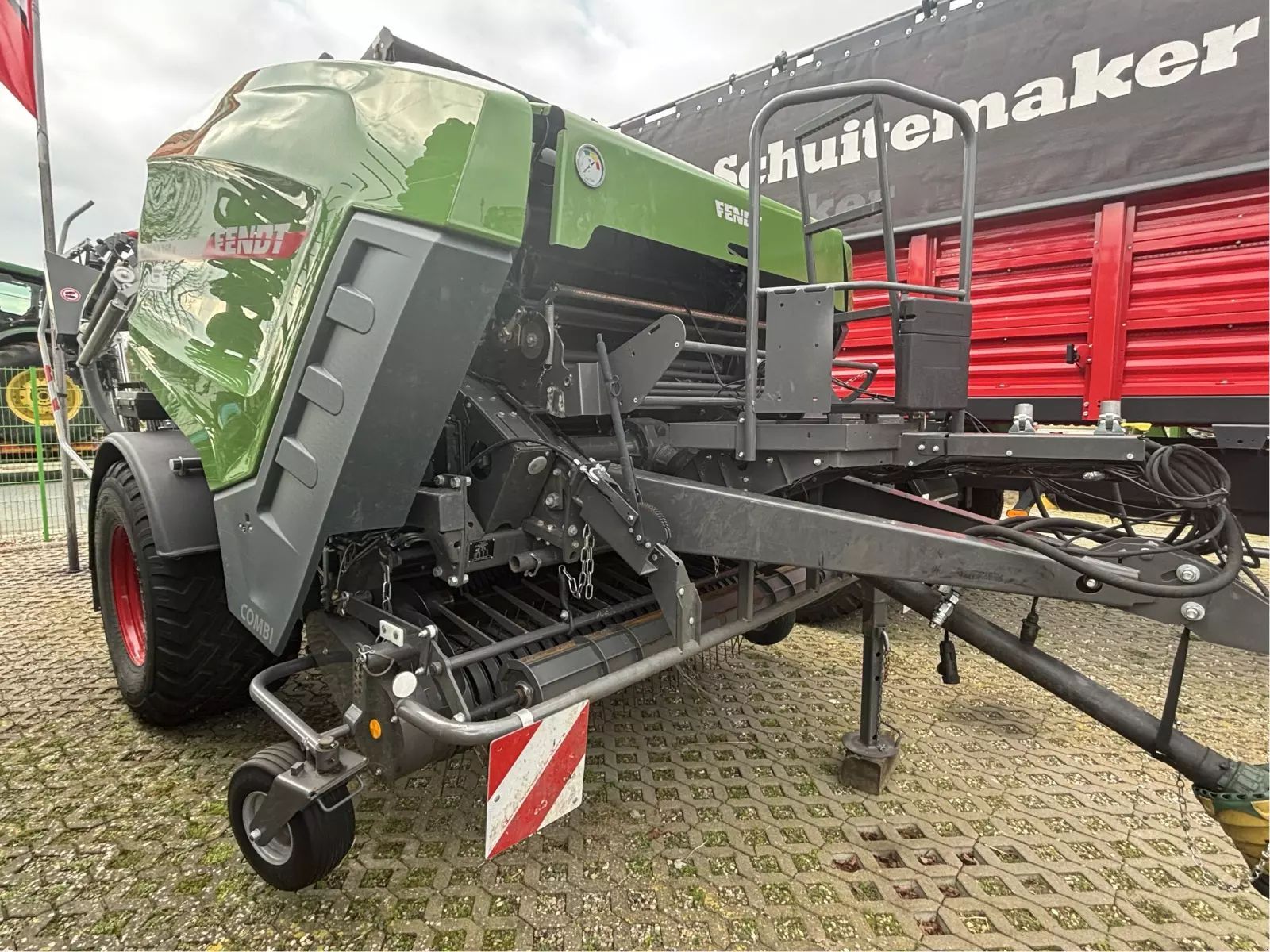 E-FARM: Fendt Rotana 160 V Combi - Baler - id E21I7F6 - €59,800 - Year of construction: 2022 - Germany