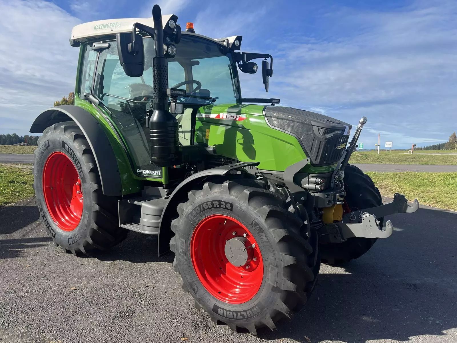 Fendt 209 Vario Tractor €83,167