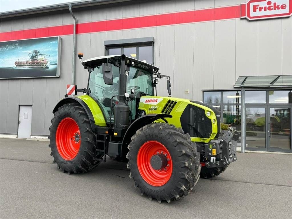Claas Arion 660 CMATIC Tractor €119,950