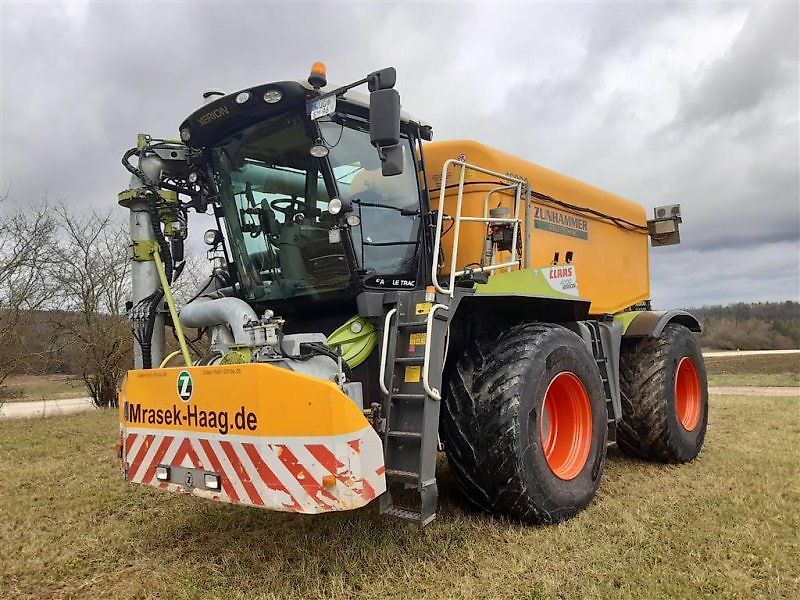 E-FARM: Claas Xerion 4000 SADDLE TRAC - Gülletechnik selbstfahrend - id KCS3MVG - 106.900 € - Baujahr: 2015 - Deutschland