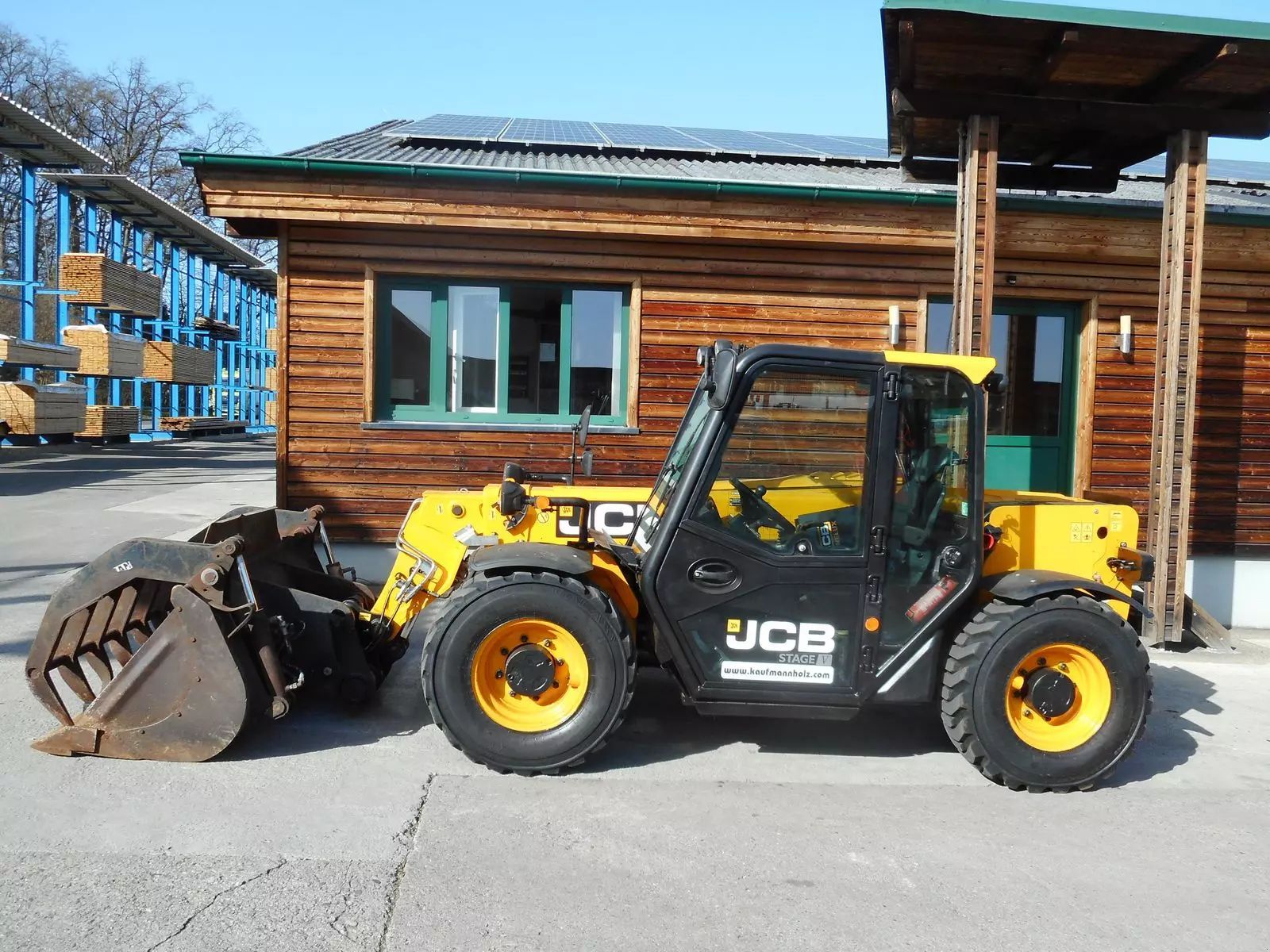 E-FARM: JCB 525-60 agriplus mit greiferschaufel und paletten - Ładowacz teleskopowy - id ERRYTFY - 29 500 € - Rok produkcji: 2019 - Motogodziny: 4318,Moc silnika: 75,Austria
