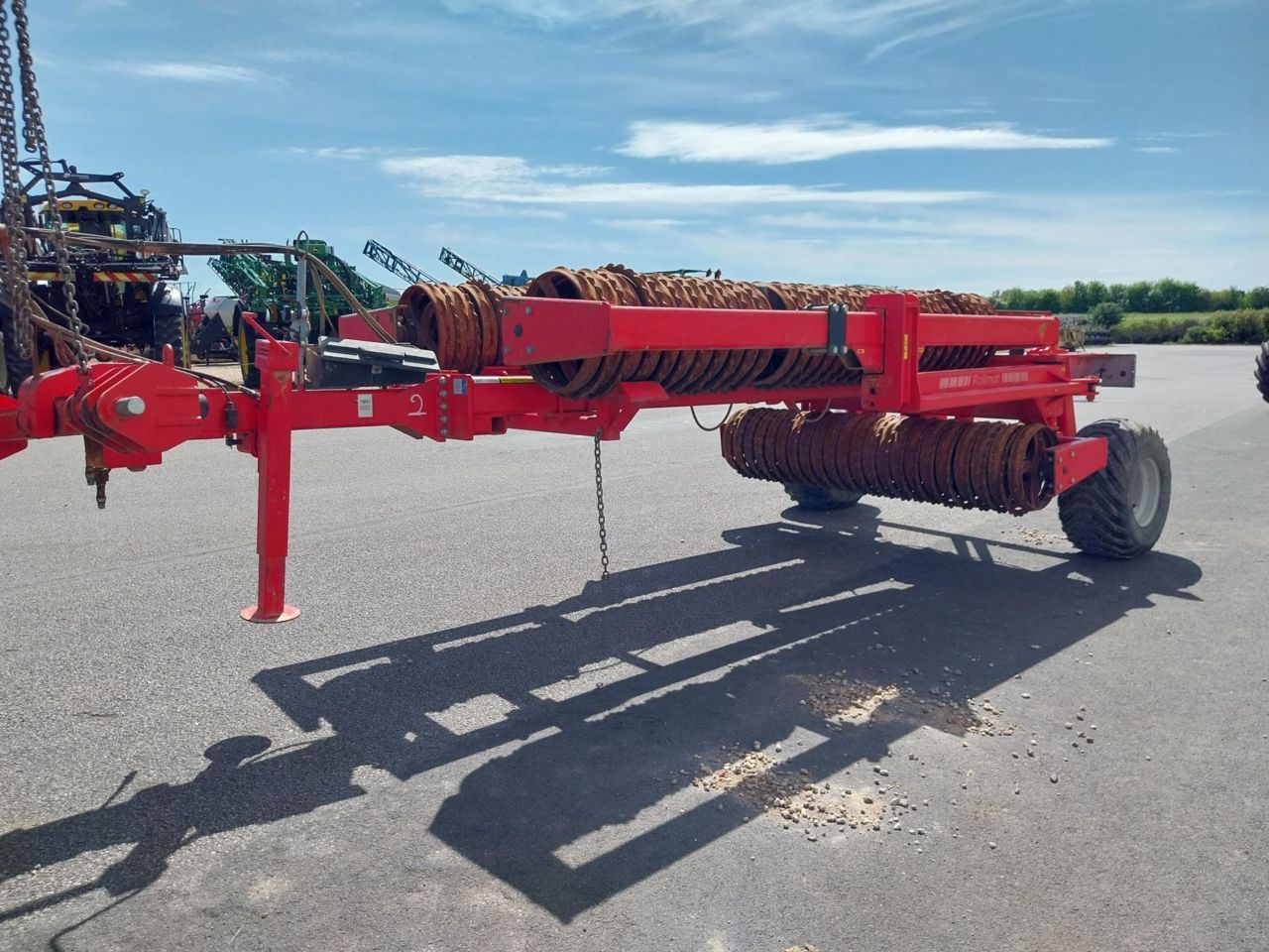 E-FARM: Quivogne rollmot 830 - Prések és hengerek - id RFE55NA - 10 500 EUR - Gyártási év: 2019 - Franciaország