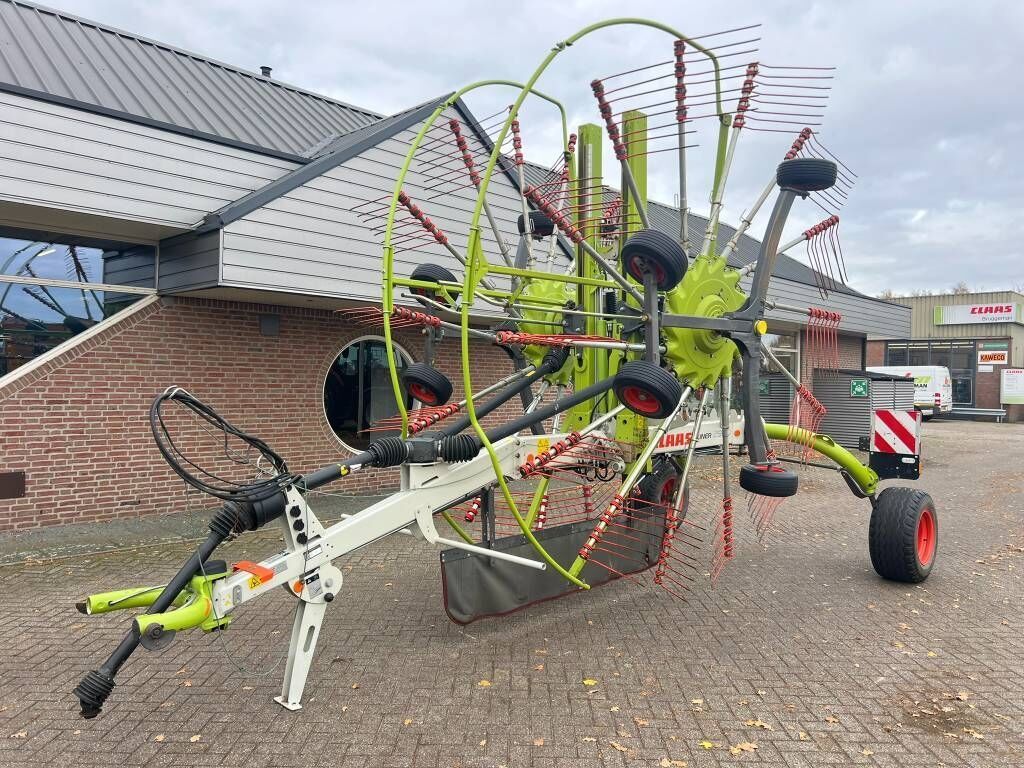 Claas Liner 2900 Tedder €23,500