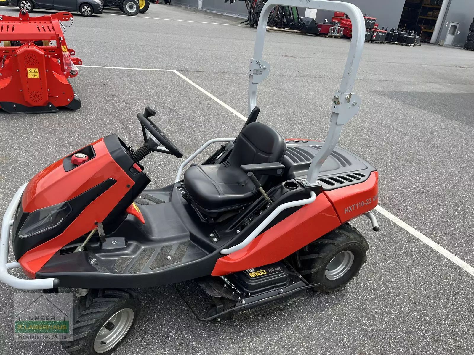 E-FARM: Herkules hxt 110-23 4wd - Lawn mower - id 6F2SUSJ - €9,950 - Year of construction: 2023 - Austria