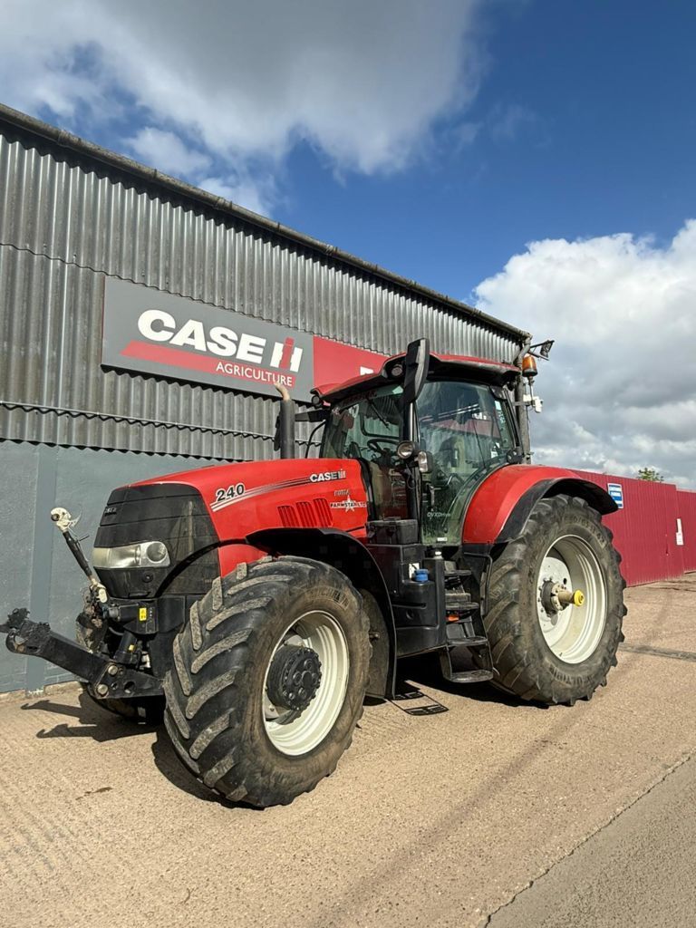 Case IH Puma 240 CVX Trattore 74.093 €
