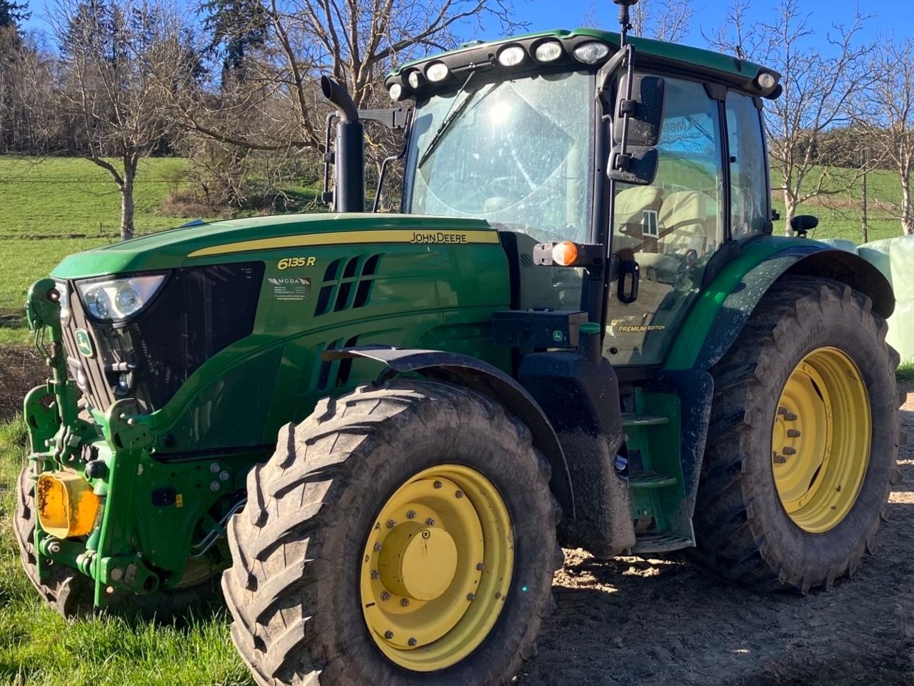 E-FARM: John Deere 6135 R - Tractor - id L6M8ZQV - 75.000 € - Año: 2019 - Horas: 3800,Potencia del motor: 135,Francia