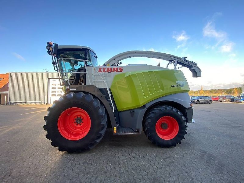 Claas Jaguar 950 Self propelled forage harvester €123,806