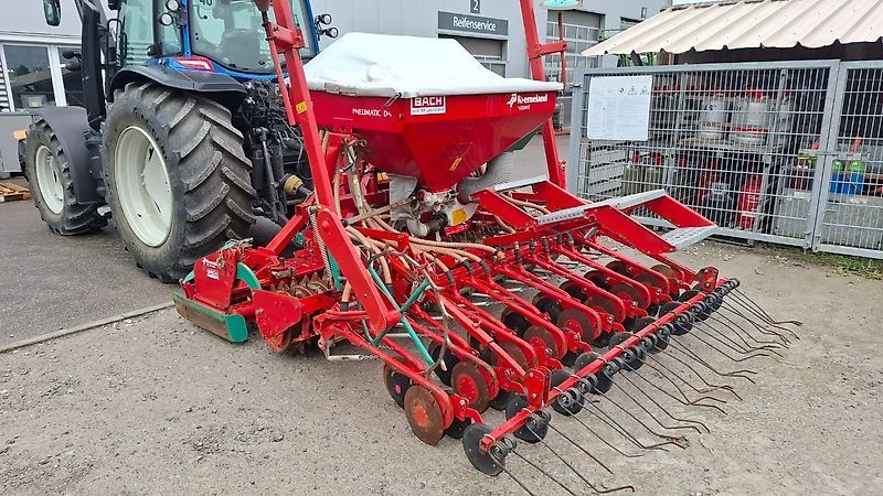 Kverneland accord pneumatic da mit kreiselegge ng 14 300 Σπάρτικη μηχανή 7.555 €