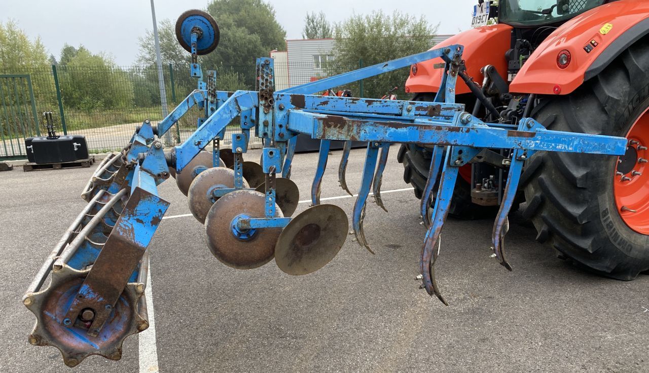 E-FARM: Lemken smarag 9 - Cultivateur - id J2NLNCR - 3 900 € - Année: 2000 - France