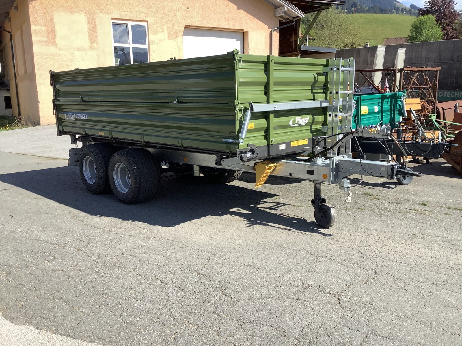 E-FARM: Fliegl tdk 80 - Remolque - id CE7Z5QU - 13.805 € - Año: 2023 - Austria