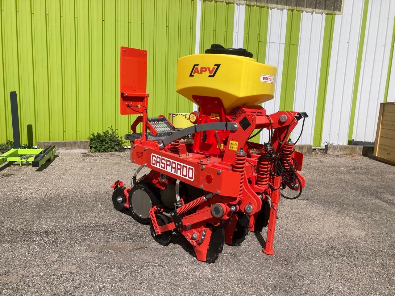 E-FARM: Gaspardo diretta vigne 6 rangs - Seminatrice su sodo - id GB82MUD - 19.900 € - Potenza del motore: 60 - Francia
