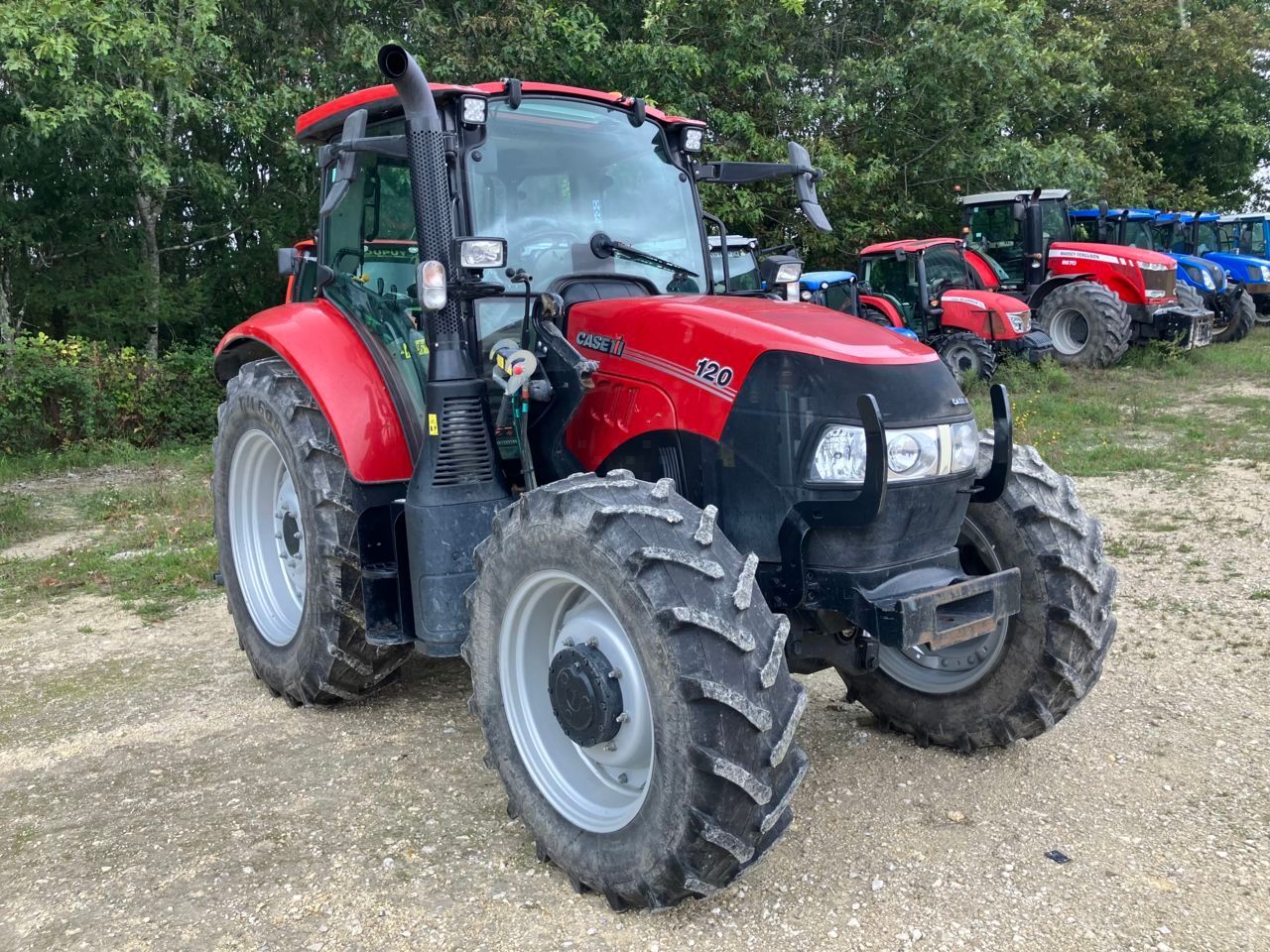 E-FARM: Case IH Luxxum 120 - Traktor - id IKIYGB6 - 53.000 € - Baujahr: 2021 - Abgelesene Motorstunden: 1.995,Motorleistung (PS): 117,Frankreich
