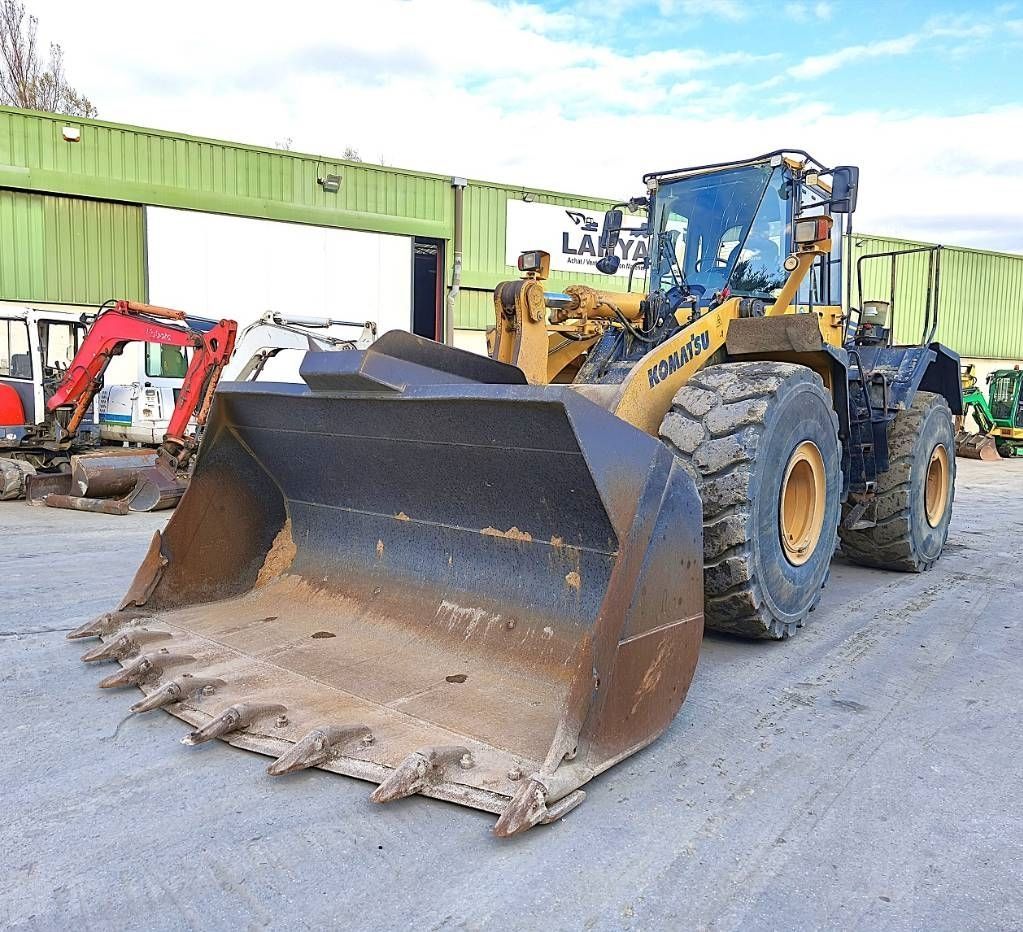KOMATSU wa 470-6 Pala gommata 37.000 €
