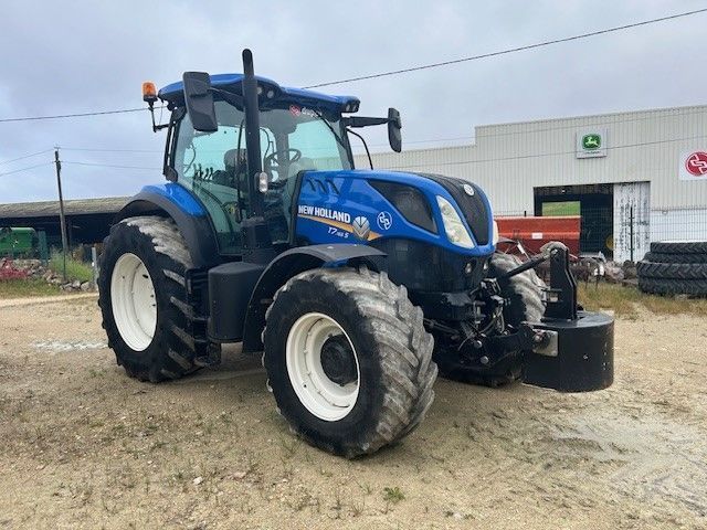 E-FARM: New Holland T7.165 S - Traktor - id ZZXHVQN - 59 000 € - Rok produkcji: 2018 - Motogodziny: 3805,Moc silnika: 165,Francja