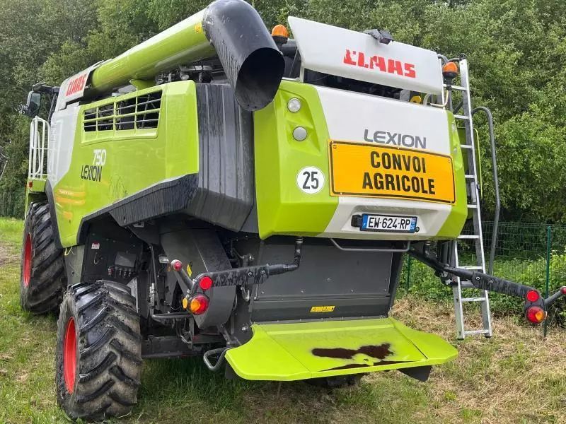 E-FARM: Claas Lexion 750 - Moissoneuse-batteuse - id MAZ8V31 - Année: 2018 - Puissance du moteur (chevaux): 460,France