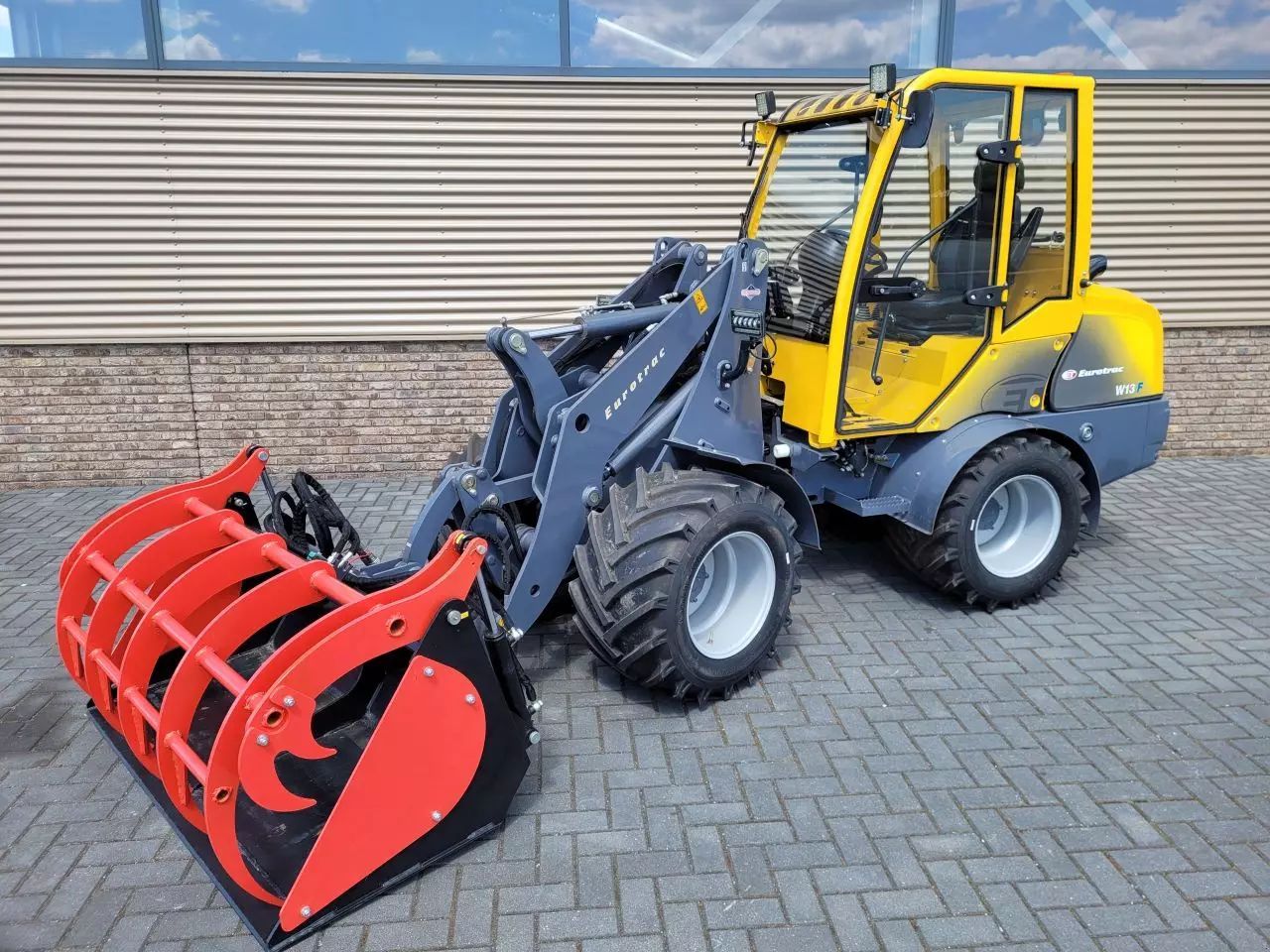 Eurotrac w13-cf Wheel loader €29,950