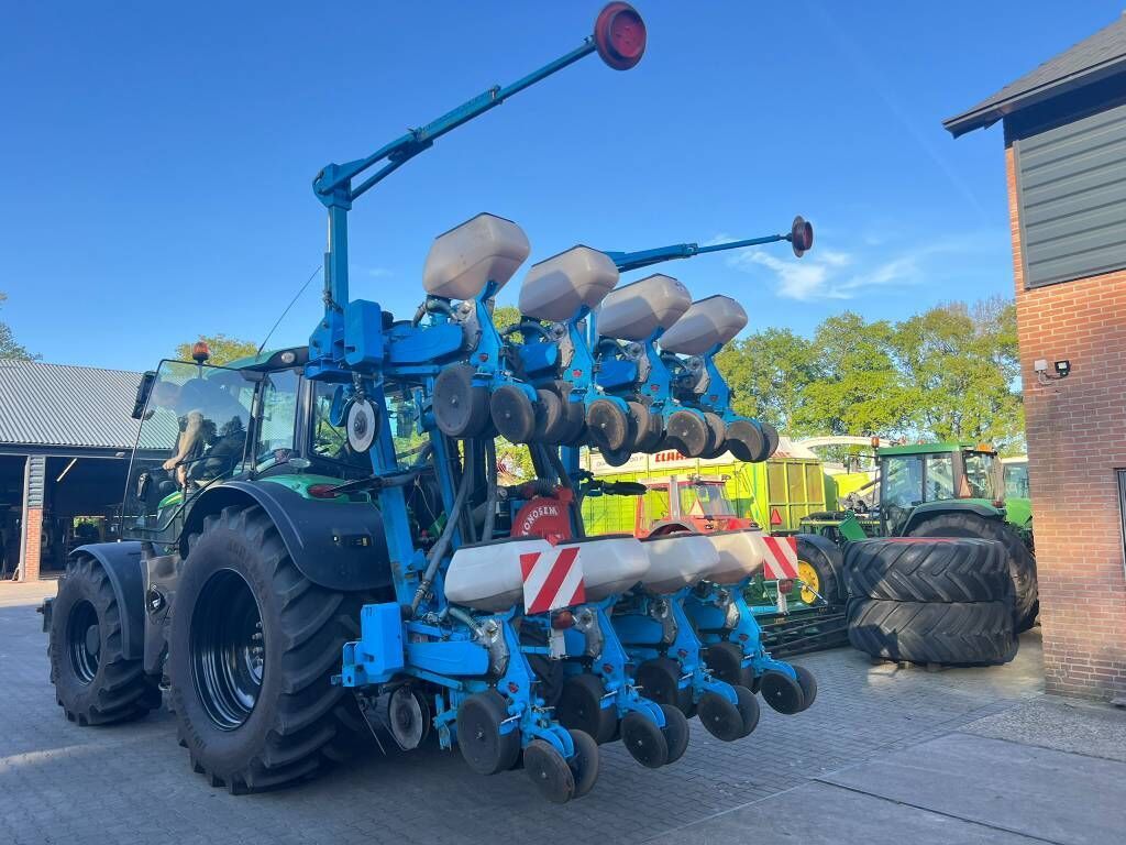 E-FARM: Monosem ng plus 8 - Máquina sembradora otros - id XULJBNZ - 18.500 € - Año: 2008 - Países Bajos