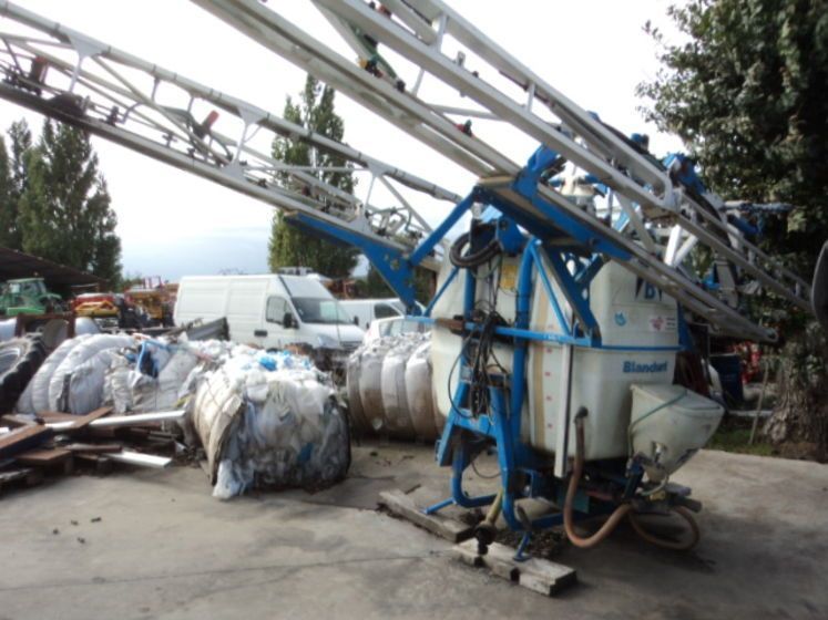E-FARM: Blanchard profil gc 28 m - Pulverizador - id BJJCDJG - 10.000 € - Año: 2005 - Francia