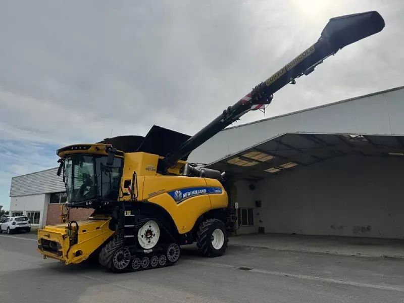 New Holland CR 10.90 Kombajn zbożowy