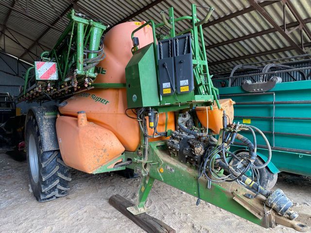 Amazone ux5200 Permetezőgép 50 000 EUR